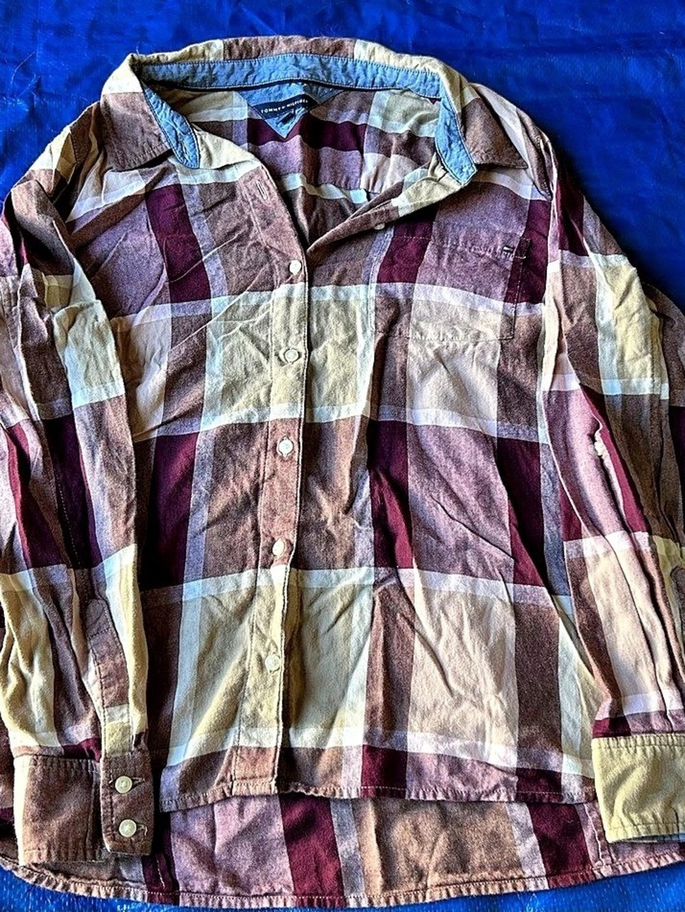 Tommy Hilfiger Plaid Button Down Size XL